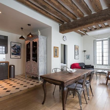 Charming Appartment In Le Marais París Exterior foto